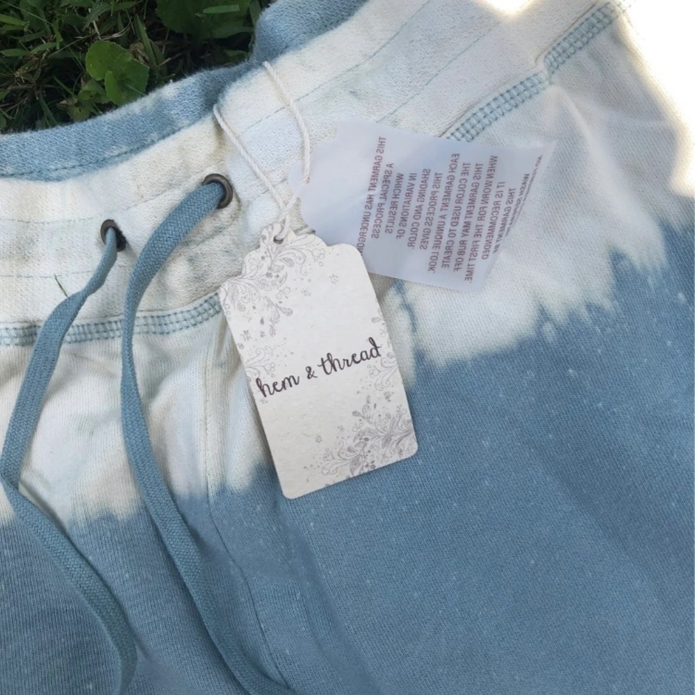 HEM & TREAD SWEATPANTS